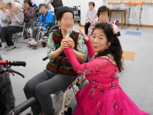 190909_敬老会（ルナ）