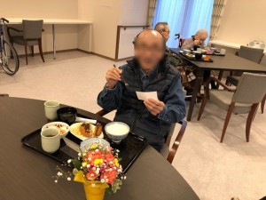 190115_誕生日の花プレゼント（チャーム新大阪淡路）