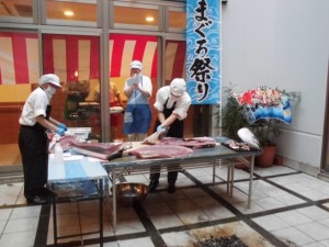 190120_マグロ解体ショー（チャーム尼崎東園田）