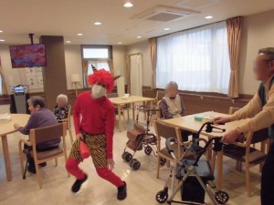 190203_今年の鬼はチョッとひ弱？皆さんのパワーで鬼退治！（チャーム須磨海浜公園）