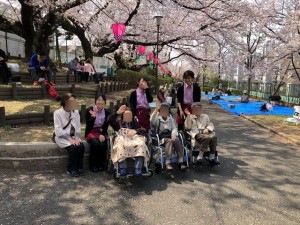 190407_お花見（チャーム新大阪淡路）