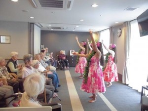 190425_ウクレレに酔いしれて～フラダンスでハワイ気分～♪♪（チャーム須磨海浜公園）
