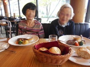 190620_外食レク（チャームスイート宝塚売布）