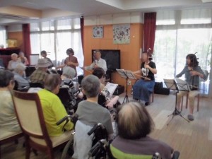 190910_「二胡演奏会」（チャームスイート緑地公園）