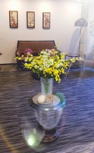 190915_ロビーのお花（チャームスイート仁川）