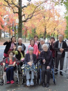 191125_「紅葉ツアー」（チャームスイート緑地公園）