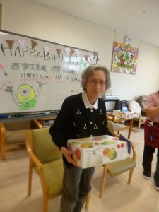 191125_お誕生日のお祝いとご家族様から嬉しい手紙を頂きました。（チャームやまとこおりやま）