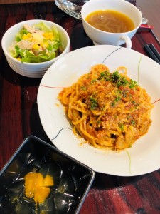 200407_ランチ（チャームプレミア山手町）