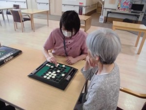 200421_初めてのオセロゲーム（チャームやまとこおりやま）